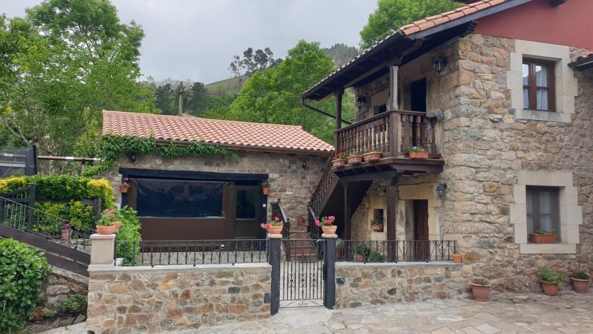Casa Rural Caborzal Renedo De Cabuerniga Εξωτερικό φωτογραφία