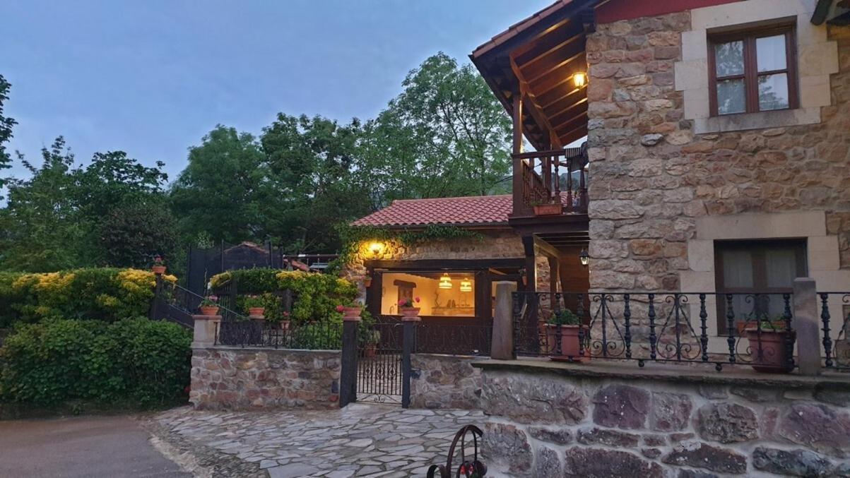 Casa Rural Caborzal Renedo De Cabuerniga Εξωτερικό φωτογραφία