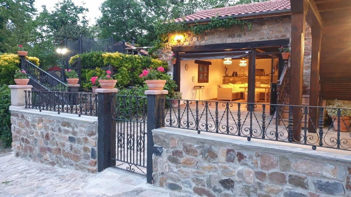 Casa Rural Caborzal Renedo De Cabuerniga Εξωτερικό φωτογραφία